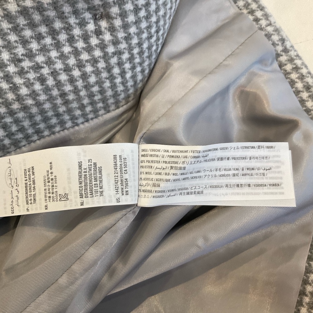 NWT Abercrombie & Fitch Wool Blend Houndstooth Tailored Top Coat in Grey Medium - Picture 16 of 16